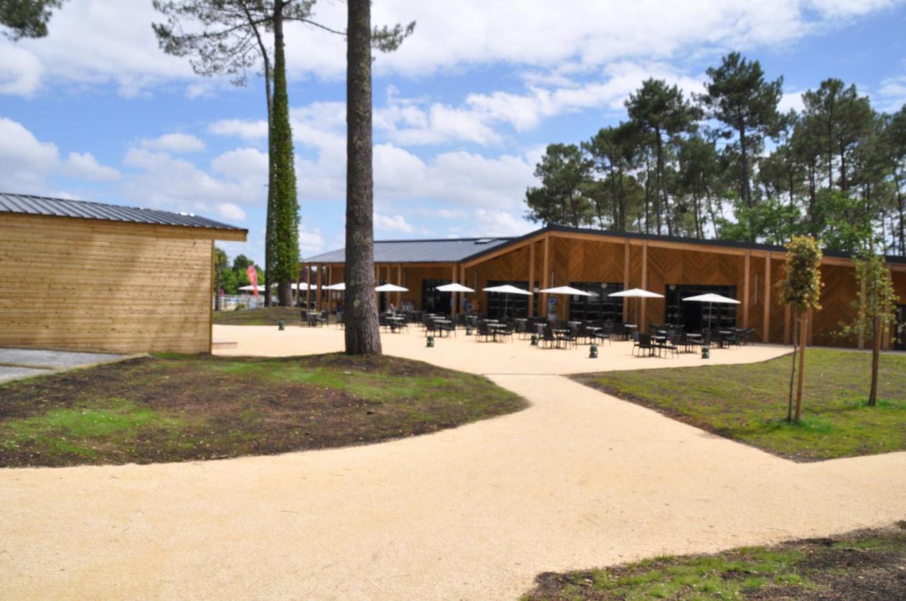 Mobilhome Cote Landaise Les Dunes De Contis 4 Saint-Julien-en-Born Eksteriør billede